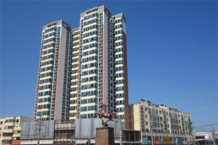 烟草中专宿舍5楼78平三室带储藏室63万可按揭